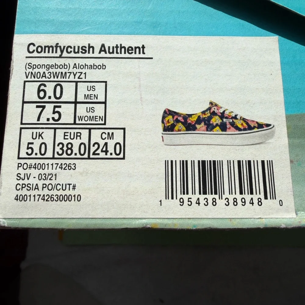 Vans ComfyCush SpongeBob Sneakers - Black and Yellow. New with box. - Picture 2 of 11